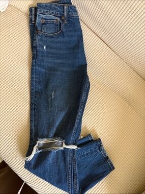 Abercrombie & Fitch Dark Blue Distressed Ankle Jeans